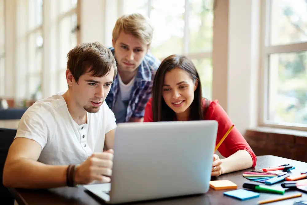 Educational Institutions Can Increase Admissions Through Internet Marketing